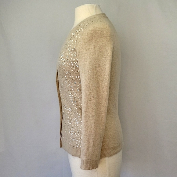 Talbots Lambswool/ Angora V-Neck Cardigan Beige Size Medium - Picture 5 of 13